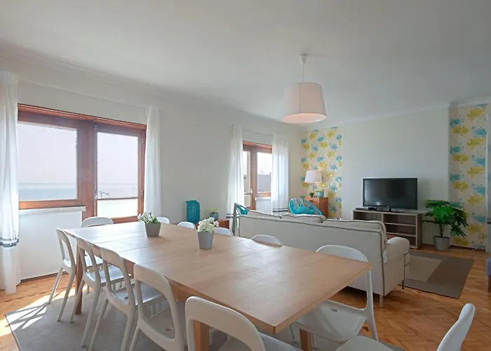 Apolonia 8d By Interhome Lisbon